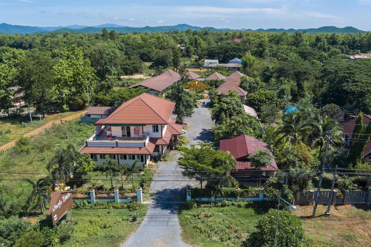 Bantung Resort 素可泰 外观 照片